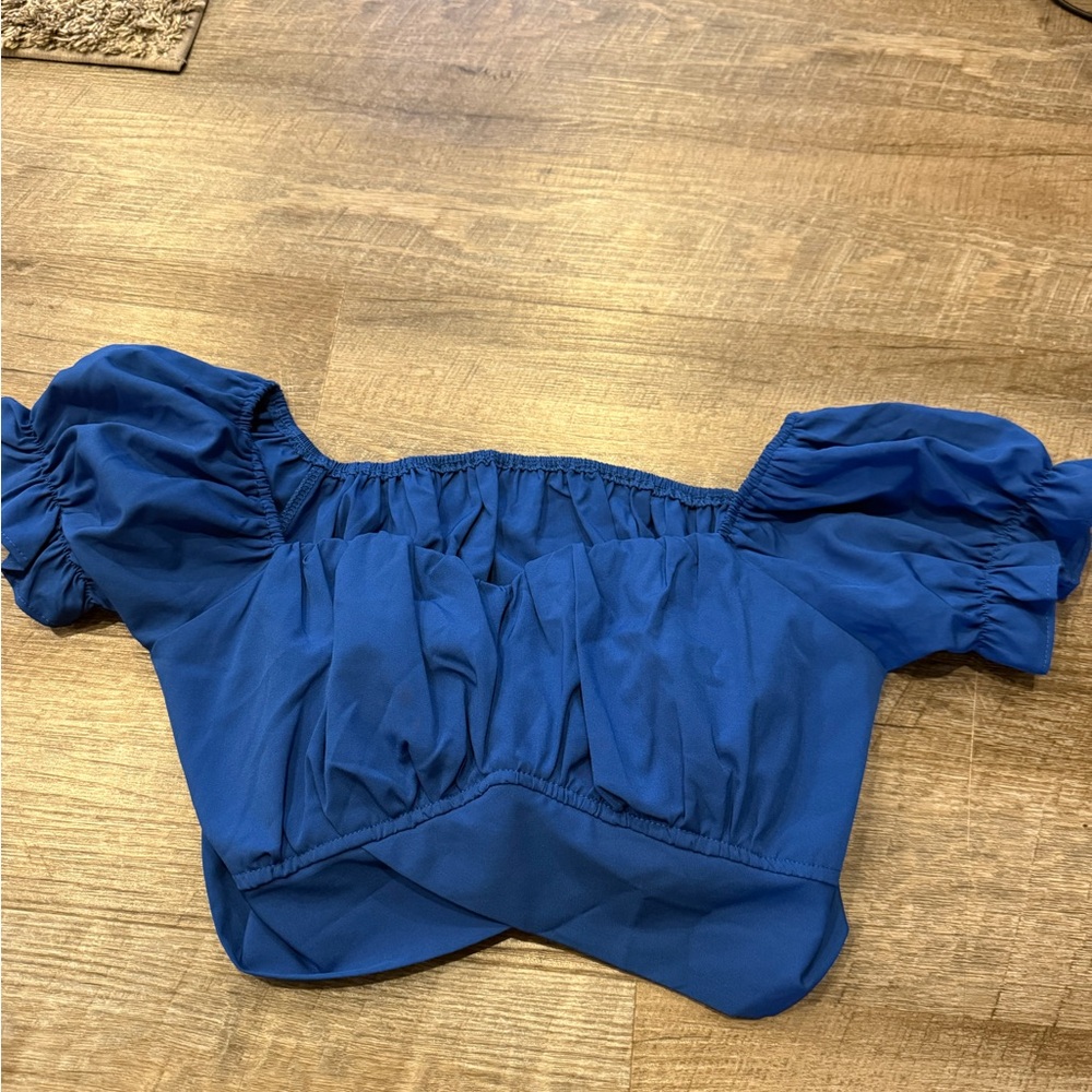Blue crop top